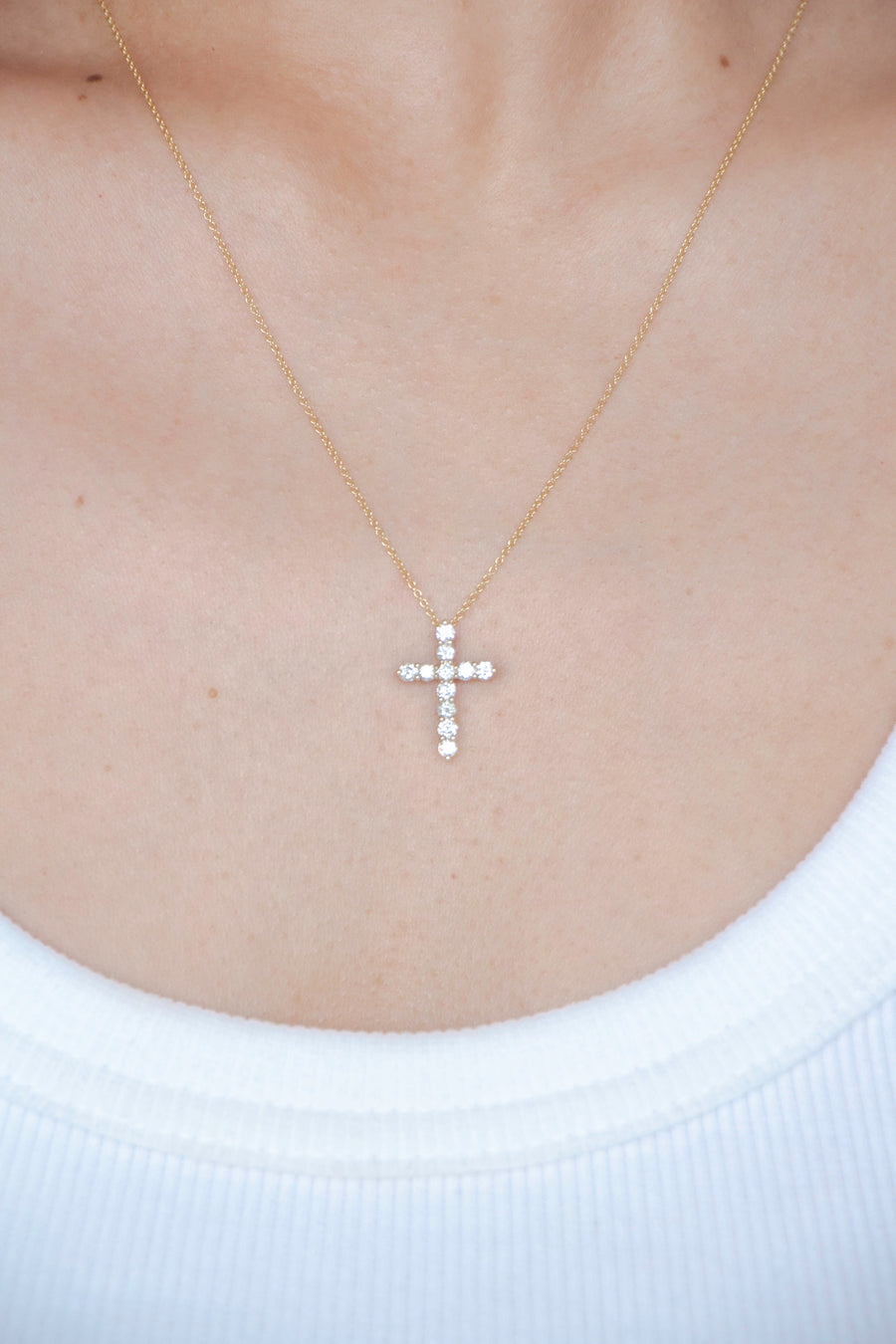 Cross Necklace Medium