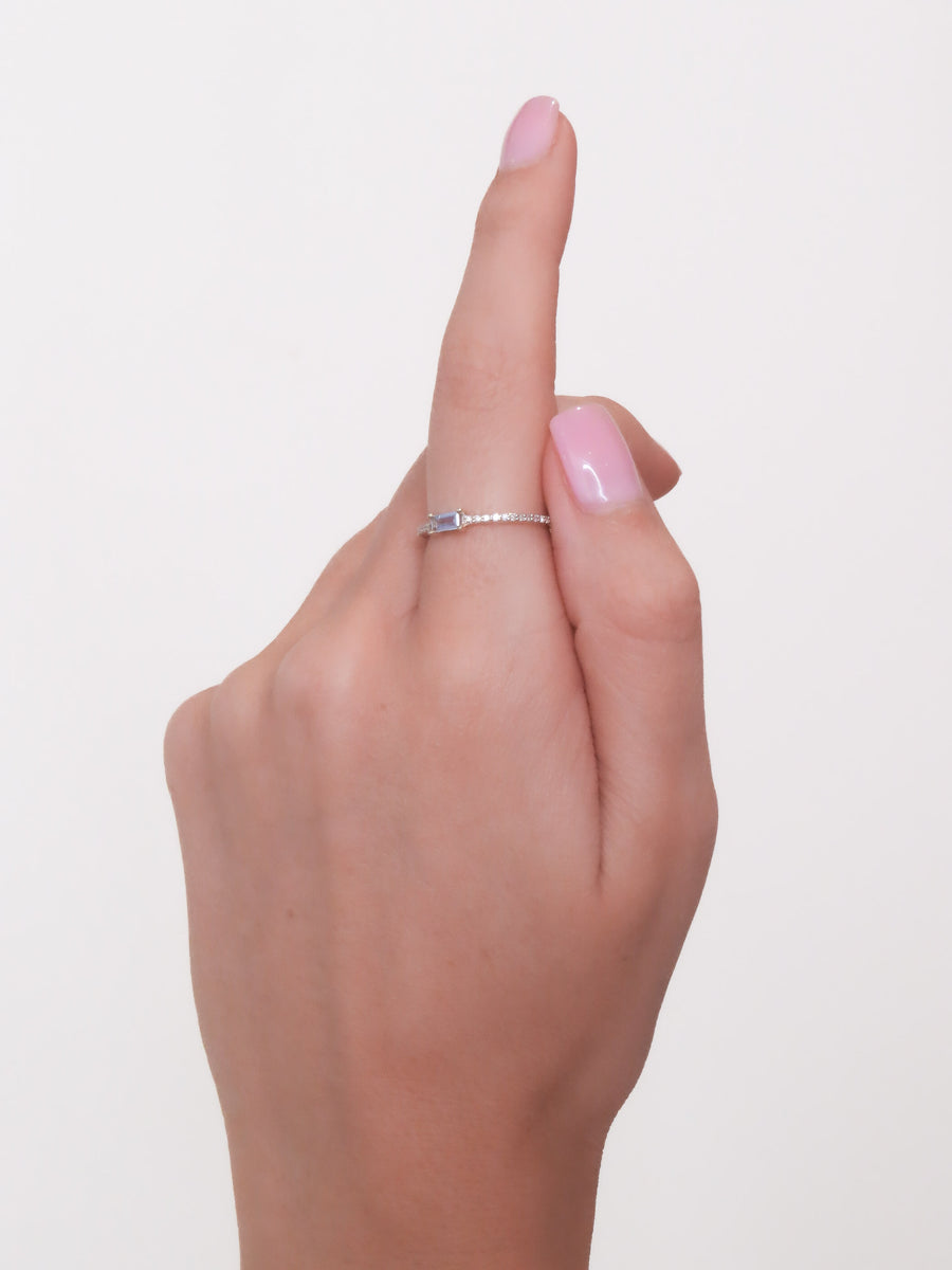 Gilda - Solitaire Aquamarine Diamond Ring