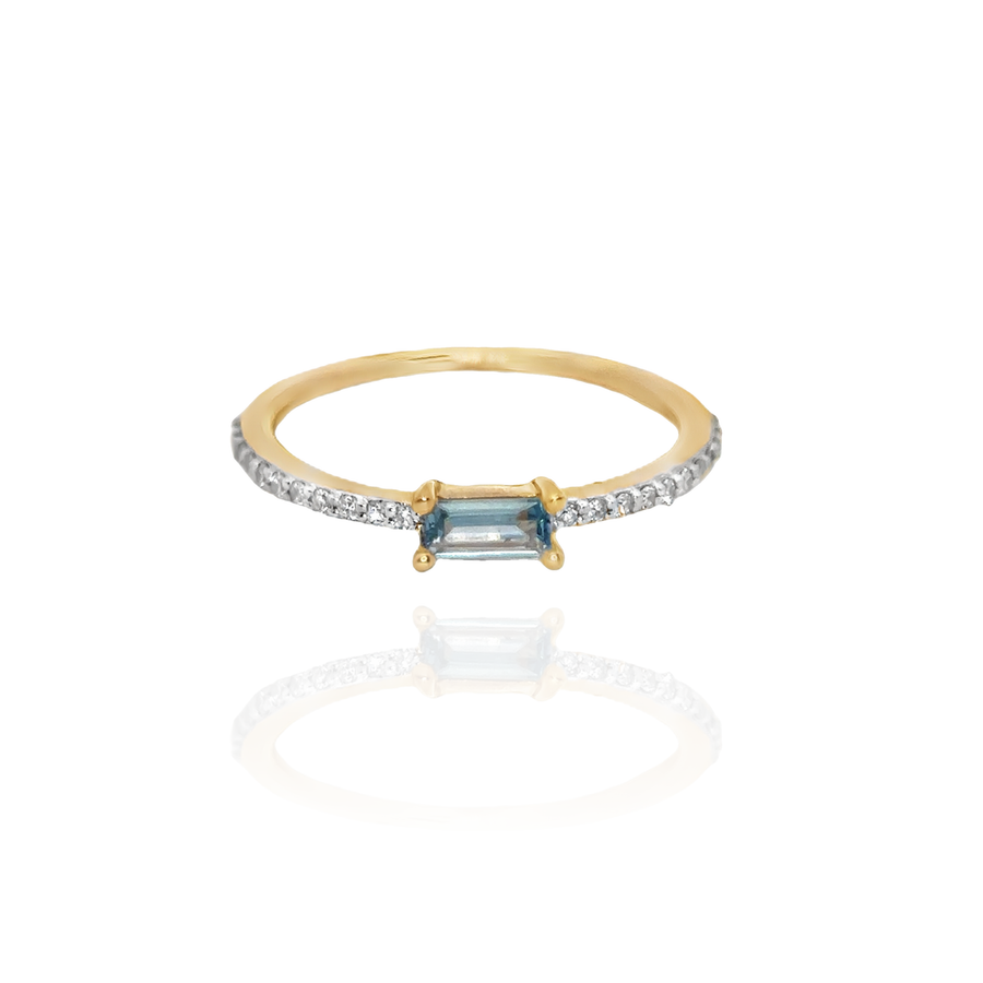 Gilda - Solitaire Aquamarine Diamond Ring