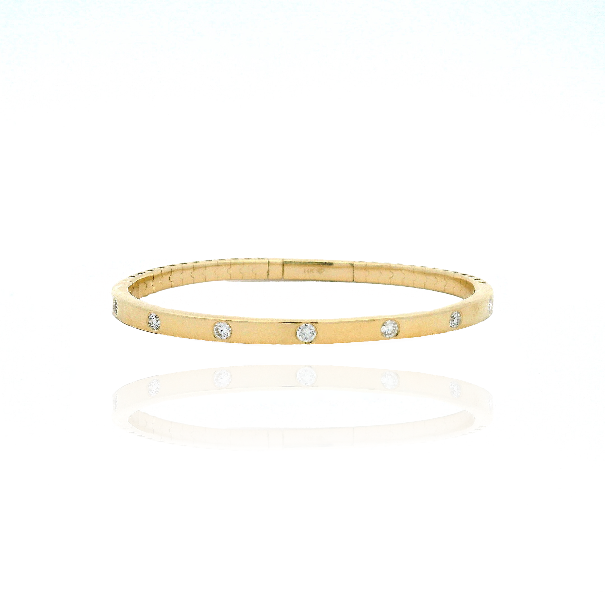 Sally - Bangle Gold and Diamond