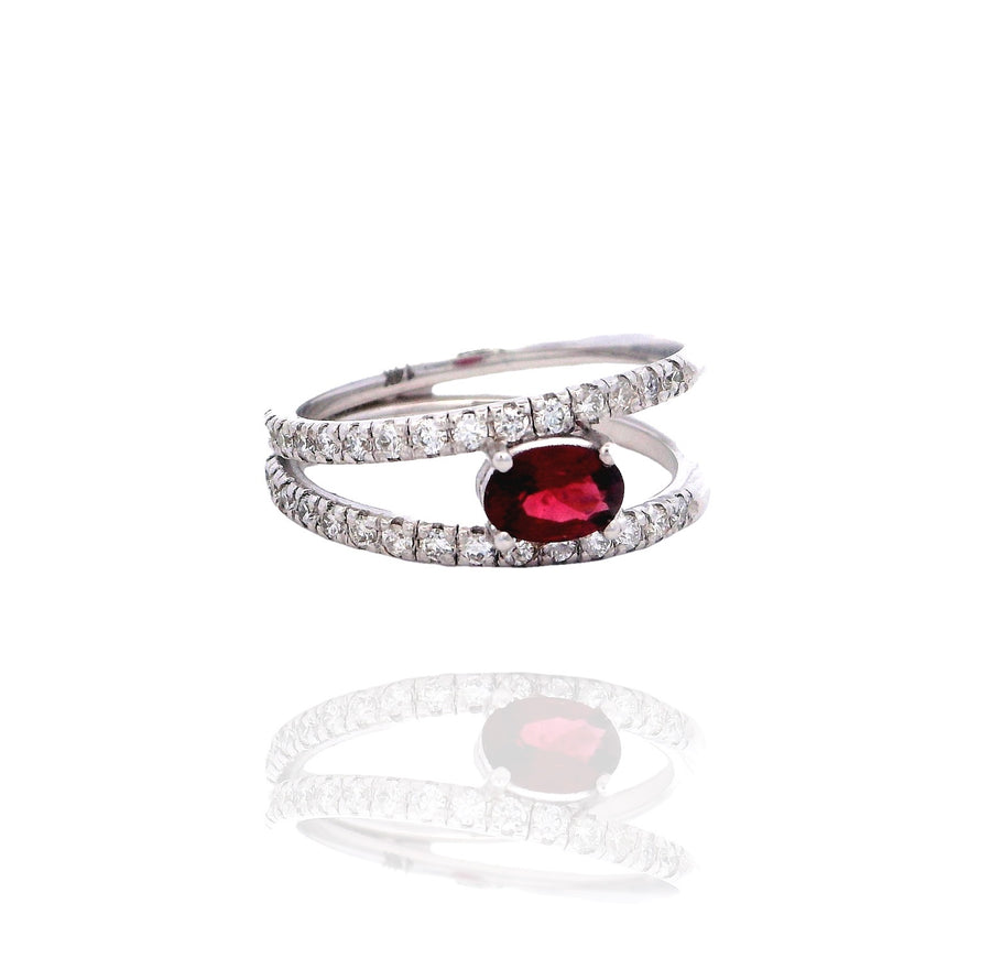 Clara - Garnet Ring